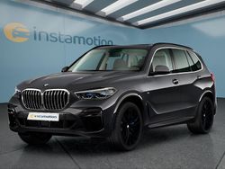 Grau Gebraucht 2022 BMW X5 M Sport SUV | 63.199 € (Etwas zu teuer)