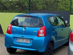 Blau Gebraucht 2011 Suzuki Alto Kleinwagen | 2.300 € (Fairer Preis)