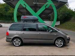 Grau Gebraucht 2007 Seat Alhambra Van / Kleinbus | 4.399 € (Etwas zu teuer)