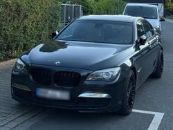 Schwarz Gebraucht 2010 BMW 730 Shadowline Limousine | 9.300 € (Fairer Preis)