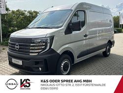 Grau Neu 2025 Nissan Interstar N-Connecta Van | 36.990 € (Guter Preis)