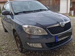 Grau Gebraucht 2011 Skoda Fabia Kombi | 1.700 € (Superpreis)