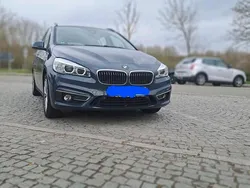 Blau Gebraucht 2016 BMW 220 Limousine | 12.700 € (Guter Preis)