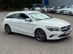 Weiß Gebraucht 2017 Mercedes CLA220 Shooting Brake Kombi | 16.990 € (Fairer Preis)