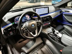 Grau Gebraucht 2022 BMW 520 Luxury Line Limousine | 24.190 € (Guter Preis)