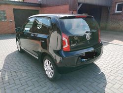 Schwarz Gebraucht 2015 VW up! CLUB Kleinwagen | 6.980 € (Fairer Preis)