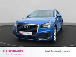 Blau Gebraucht 2017 Audi Q2 Comfort SUV | 15.990 € (Guter Preis)