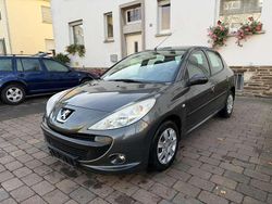 Lack grau shark/metallic Gebraucht 2011 Peugeot 206+ Kleinwagen | 3.300 € (Etwas zu teuer)