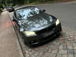 Grau Gebraucht 2015 BMW 530 M Sport Limousine | 19.000 € (Fairer Preis)