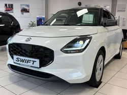 Pure white pearl metallic/min Neu 2025 Suzuki Swift Comfort Kleinwagen | 19.760 €