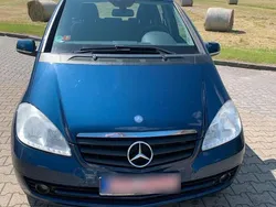Blau Gebraucht 2010 Mercedes A150 Kleinwagen | 2.499 € (Fairer Preis)
