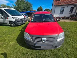 Rot Gebraucht 2009 Dacia Logan Limousine | 1.399 € (Fairer Preis)