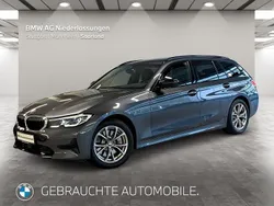 Grau Gebraucht 2022 BMW 330 Shadowline Kombi | 32.470 € (Fairer Preis)