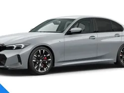 Grau Neu 2025 BMW 318 M Sport Limousine | 49.990 €