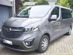 Grau Gebraucht 2016 Opel Vivaro Van | 16.200 € (Fairer Preis)
