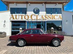Rot Gebraucht 1975 Alfa Romeo 2000 Veloce | 42.500 €