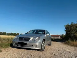 Silber Gebraucht 2005 Mercedes C230 Limousine | 5.500 € (Etwas zu teuer)