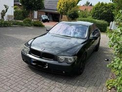 Schwarz Gebraucht 2003 BMW 740 Limousine | 4.999 €