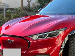 Rot Gebraucht 2022 Ford Mustang Mach-E SUV | 34.500 € (Superpreis)