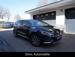Schwarz Gebraucht 2016 Renault Espace Initiale Paris Van / Kleinbus | 14.650 € (Fairer Preis)