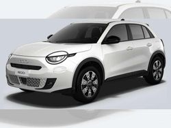 Weiß (gelato weiß) Neu 2025 Fiat 600 Business SUV | 26.490 €