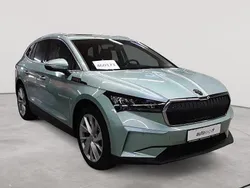 Arcticsilber metallic Gebraucht 2021 Skoda Enyaq iV SUV | 29.990 € (Superpreis)