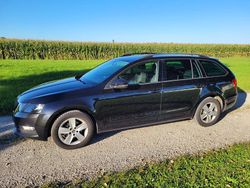 Schwarz Gebraucht 2018 Skoda Octavia Kombi | 14.999 €