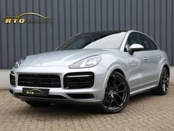 Grau Gebraucht 2020 Porsche Cayenne SUV | 73.000 € (Teuer)