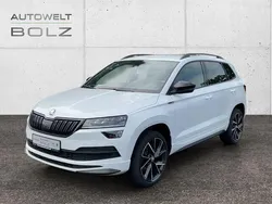Weiss Gebraucht 2021 Skoda Karoq SportLine SUV | 25.990 € (Fairer Preis)