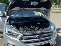 Silber Gebraucht 2019 Ford Kuga SUV | 11.800 € (Guter Preis)