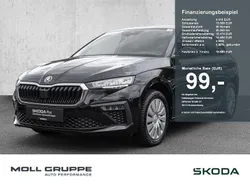Schwarz Gebraucht 2024 Skoda Scala Essence Kleinwagen | 18.880 € (Guter Preis)