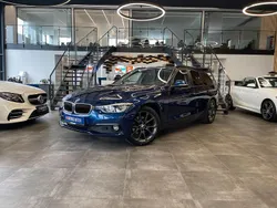 Blau Gebraucht 2017 BMW 318 Performance Kombi | 12.999 € (Fairer Preis)