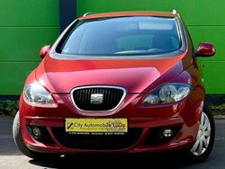 Rot Gebraucht 2009 Seat Altea XL Comfort Van / Kleinbus | 4.980 € (Etwas zu teuer)