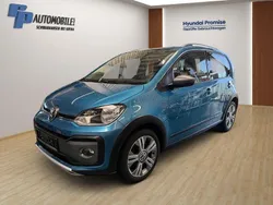 Blau Gebraucht 2018 VW cross up! Kleinwagen | 10.490 € (Fairer Preis)