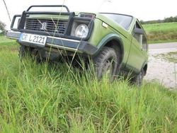 Grün Gebraucht 1997 Lada niva SUV | 7.400 €