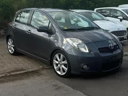 Grau Gebraucht 2007 Toyota Yaris Limousine | 3.500 € (Fairer Preis)