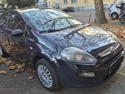 Blau Gebraucht 2011 Fiat Grande Punto Kleinwagen | 750 € (Superpreis)