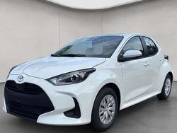 Weiß Neu 2025 Toyota Yaris Hybrid Business Edition Limousine | 23.340 € (Guter Preis)