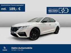Moonweiss metallic Gebraucht 2022 Skoda Octavia RS Limousine | 23.799 € (Guter Preis)