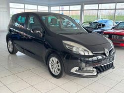 Schwarz Gebraucht 2015 Renault Scénic III LIMITED Van / Kleinbus | 8.490 € (Etwas zu teuer)