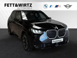 Saphirschwarz metallic Gebraucht 2024 BMW X3 M Sport SUV | 59.888 € (Fairer Preis)