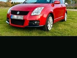 Rot Gebraucht 2011 Suzuki Swift Kleinwagen | 6.299 € (Fairer Preis)