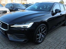 Schwarz Gebraucht 2019 Volvo V60 Momentum Kombi | 19.490 € (Teuer)