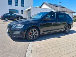 Schwarz Gebraucht 2019 Skoda Octavia RS Kombi | 22.990 € (Fairer Preis)