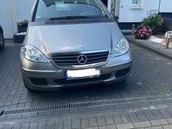 Silber Gebraucht 2004 Mercedes A170 Classic Van / Kleinbus | 1.950 € (Fairer Preis)