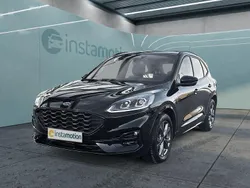 Schwarz Gebraucht 2023 Ford Kuga SUV | 25.899 € (Superpreis)