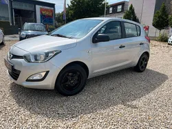 Silber Gebraucht 2012 Hyundai i20 Classic Limousine | 2.299 € (Guter Preis)