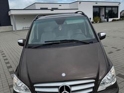 Braun Gebraucht 2012 Mercedes Viano Van / Kleinbus | 22.700 € (Etwas zu teuer)
