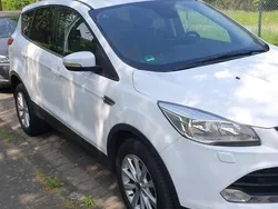 Weiß Gebraucht 2016 Ford Kuga Titanium SUV | 12.000 € (Guter Preis)