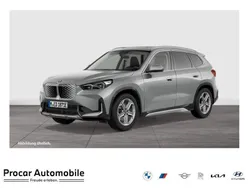 Silber Neu 2025 BMW iX1 Performance SUV | 55.399 € (Etwas zu teuer)